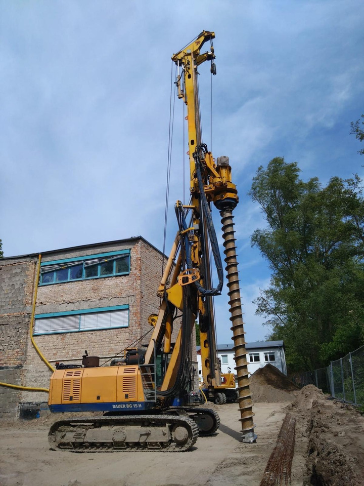 Bauer BG 15H - Pile driver: picture 3 Bauer BG 15H - Pile driver: picture 3