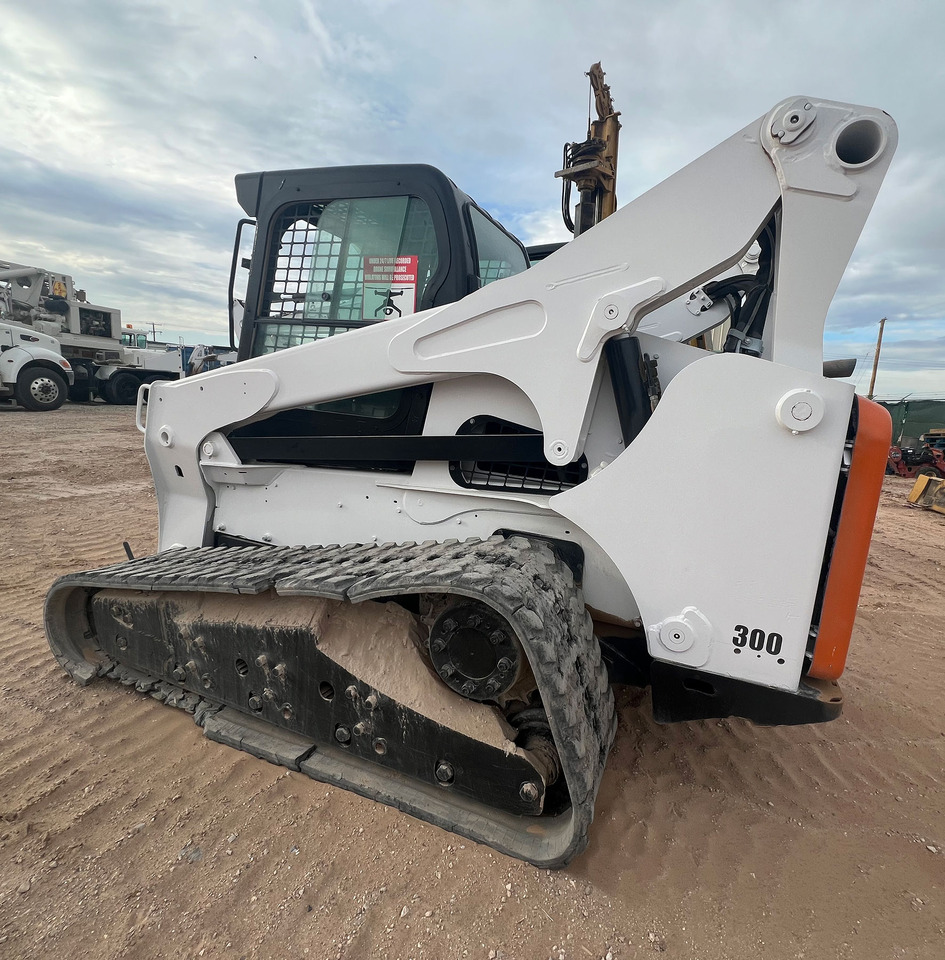 Bobcat T870 - Skid steer loader: picture 4 Bobcat T870 - Skid steer loader: picture 4