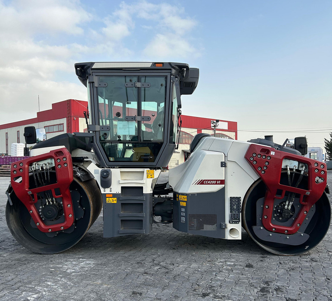 Dynapac CC4200 Vi - Roller: picture 1 Dynapac CC4200 Vi - Roller: picture 1