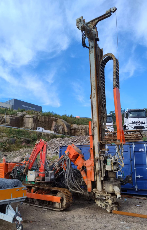 Klemm KR 803 - Pile driver: picture 1 Klemm KR 803 - Pile driver: picture 1