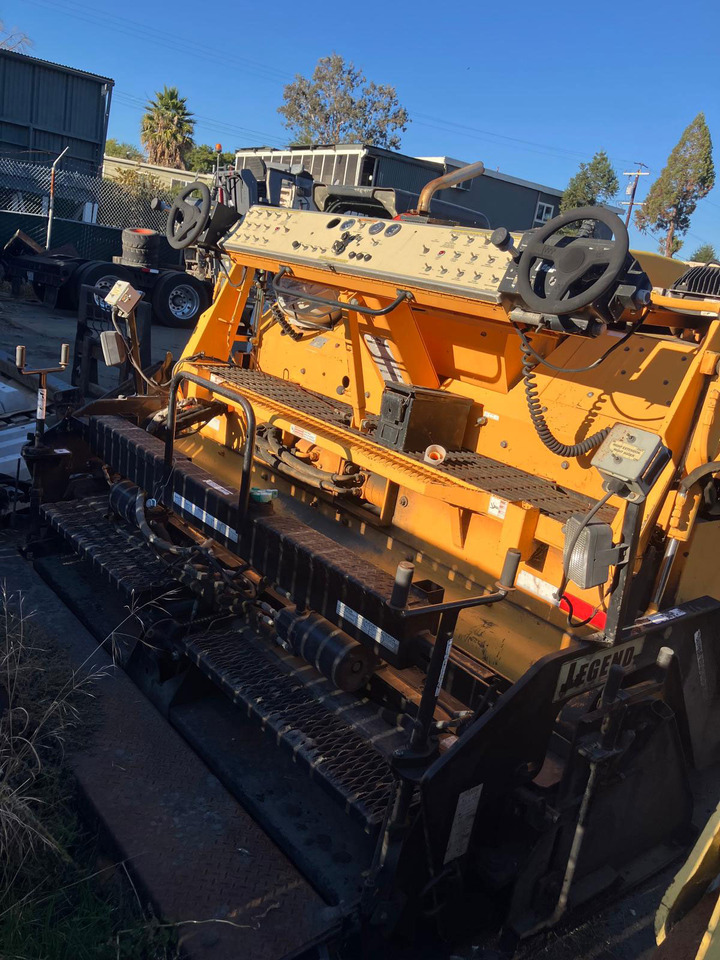 Leeboy 8515 - Asphalt paver: picture 4 Leeboy 8515 - Asphalt paver: picture 4