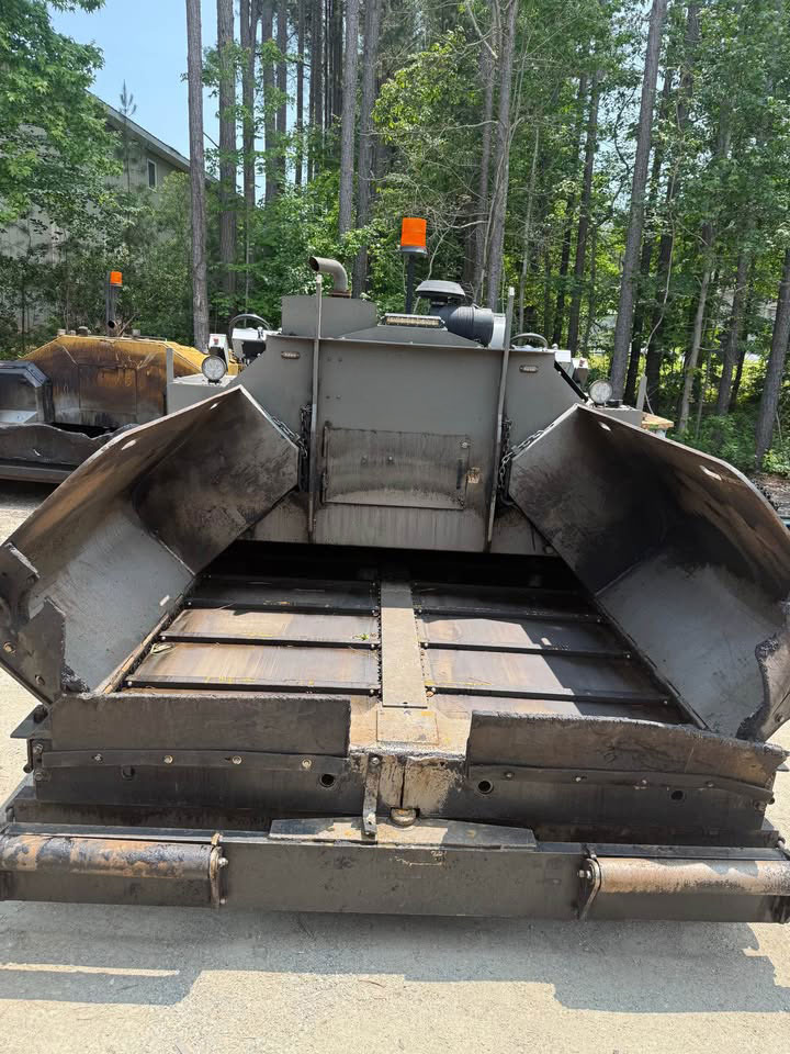 Leeboy 8520B - Asphalt paver: picture 4 Leeboy 8520B - Asphalt paver: picture 4