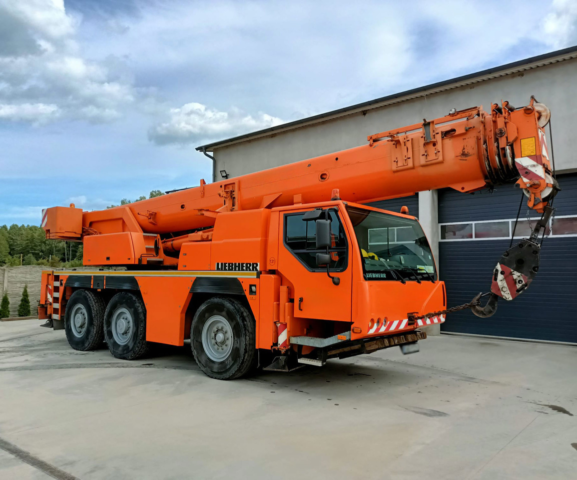 Liebherr LTM 1045-3.1 - Mobile crane: picture 3 Liebherr LTM 1045-3.1 - Mobile crane: picture 3
