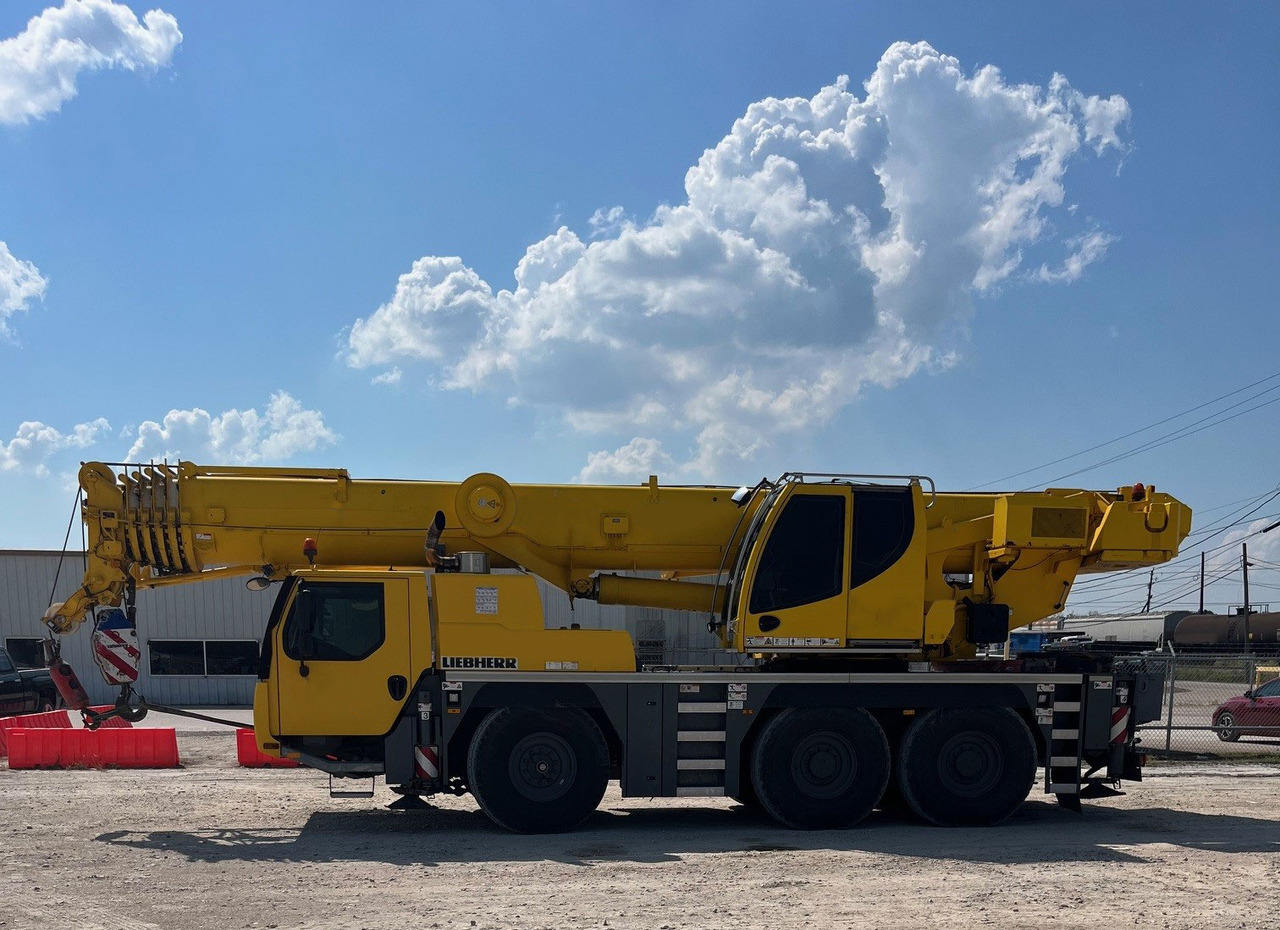 Liebherr LTM1060-3.1 - Mobile crane: picture 2 Liebherr LTM1060-3.1 - Mobile crane: picture 2