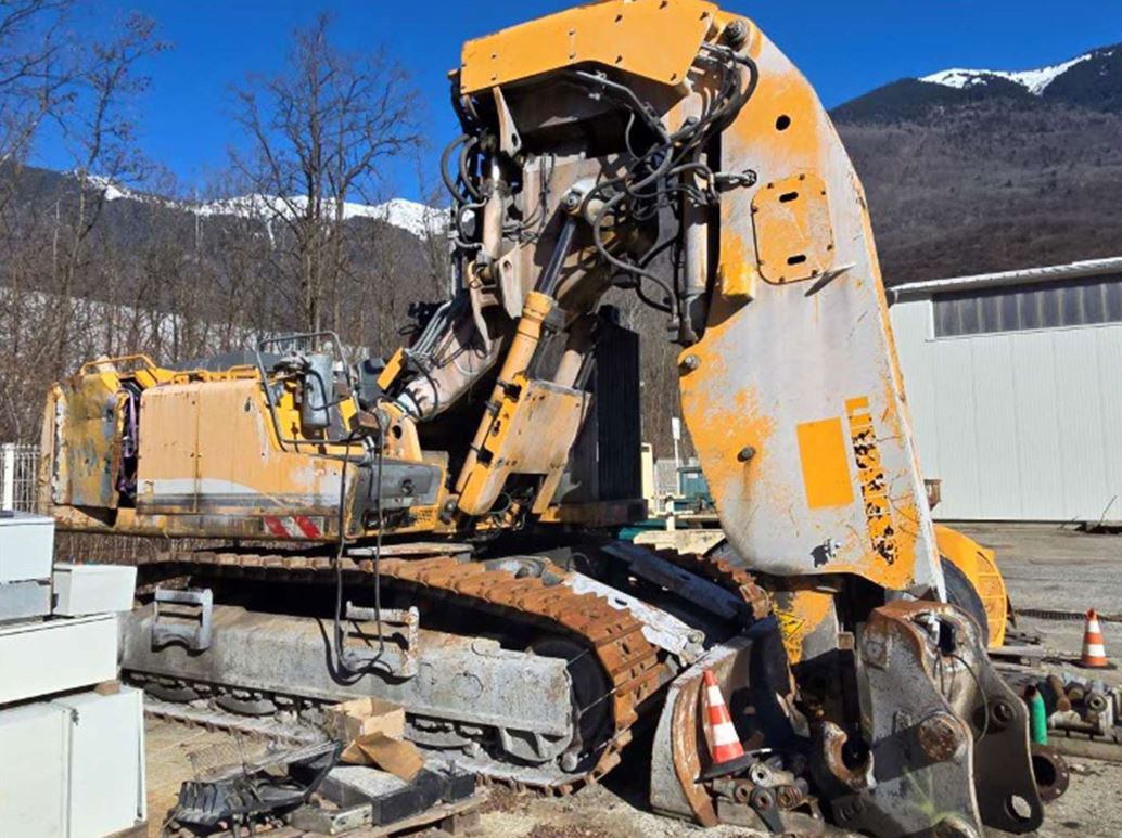 Liebherr R944C T Litronic - Mining machinery: picture 2 Liebherr R944C T Litronic - Mining machinery: picture 2