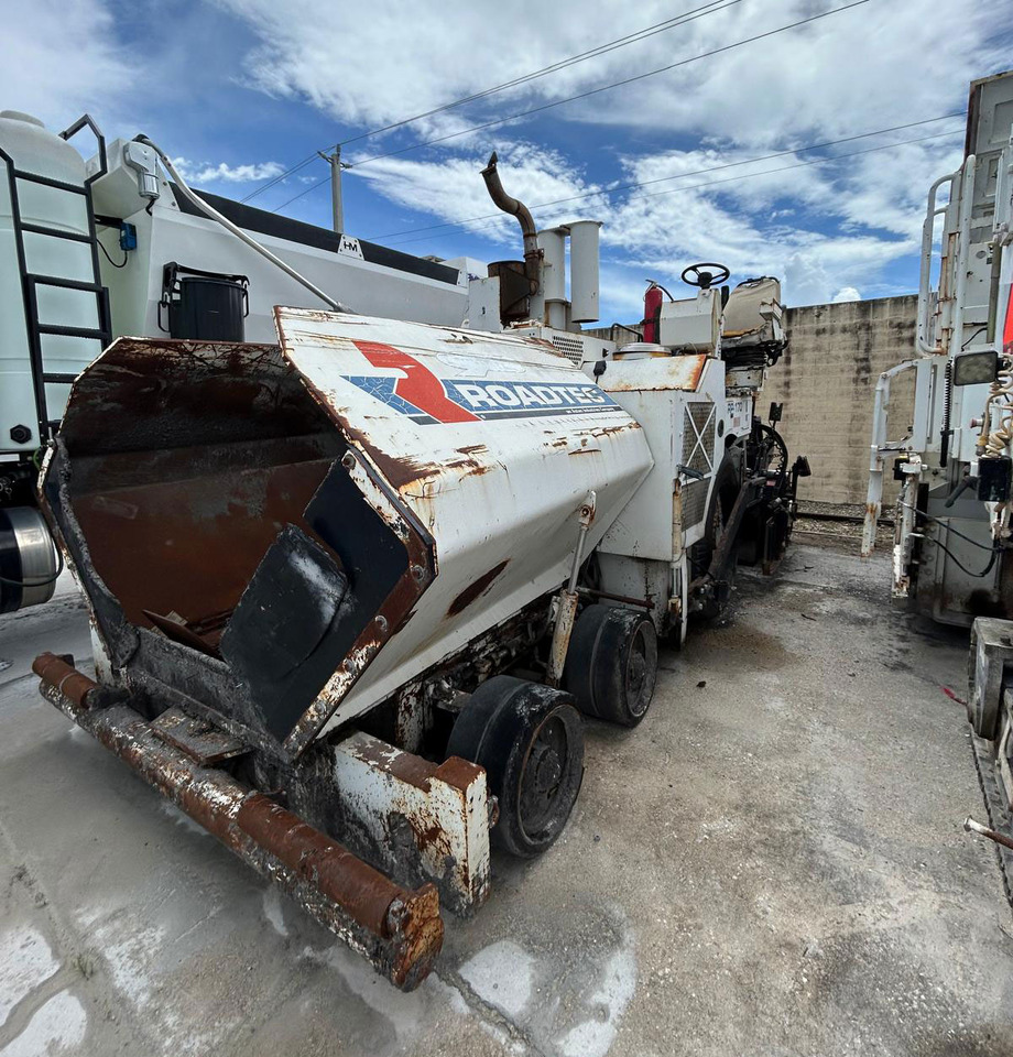 Roadtec RP-170 - Asphalt paver: picture 2 Roadtec RP-170 - Asphalt paver: picture 2