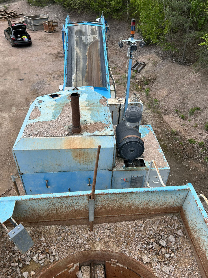 Cone crusher Sandvik Crawlmaster 4800i: picture 7