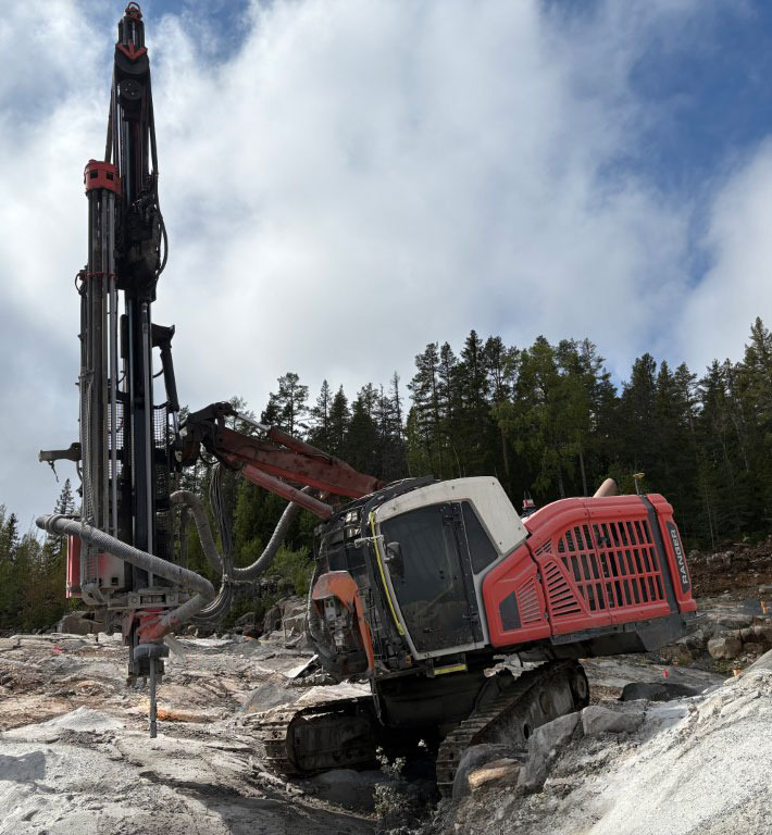 Sandvik DX800i - Drilling rig: picture 3 Sandvik DX800i - Drilling rig: picture 3
