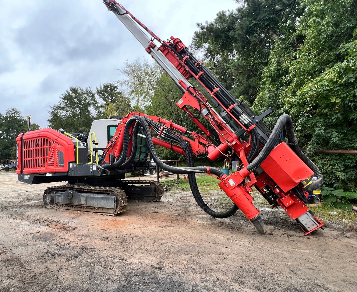 Sandvik DX900i - Drilling rig: picture 3 Sandvik DX900i - Drilling rig: picture 3