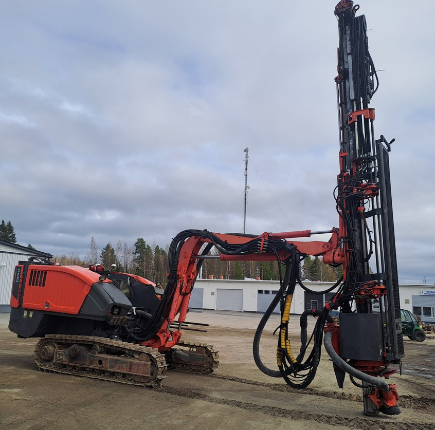 Sandvik Dino DC400Ri - Drilling rig: picture 3 Sandvik Dino DC400Ri - Drilling rig: picture 3