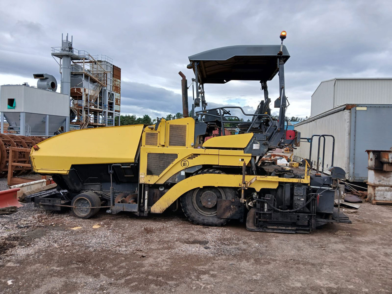 Sumitomo HA60W-8 - Asphalt paver: picture 1 Sumitomo HA60W-8 - Asphalt paver: picture 1