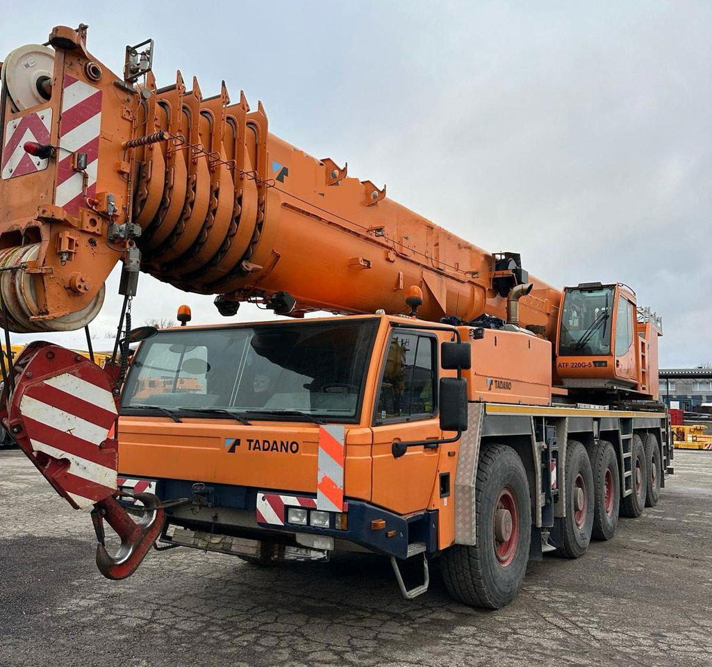 Tadano Faun ATF 220G-5 - Mobile crane: picture 2 Tadano Faun ATF 220G-5 - Mobile crane: picture 2
