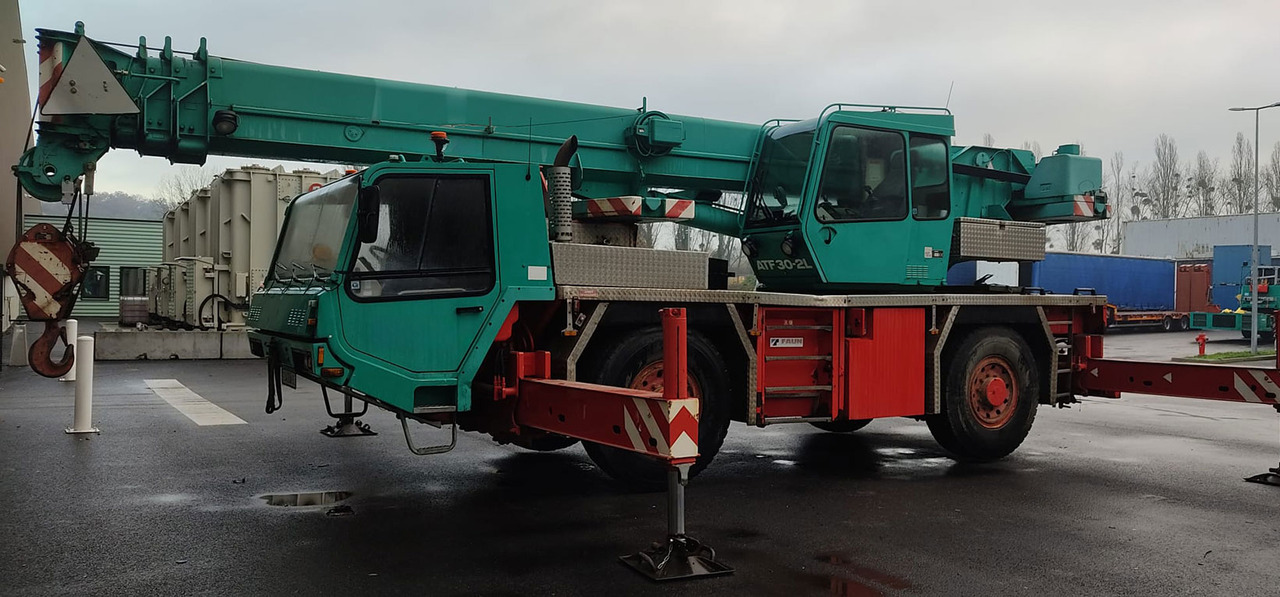 Tadano Faun ATF 30-2L - Mobile crane: picture 1 Tadano Faun ATF 30-2L - Mobile crane: picture 1