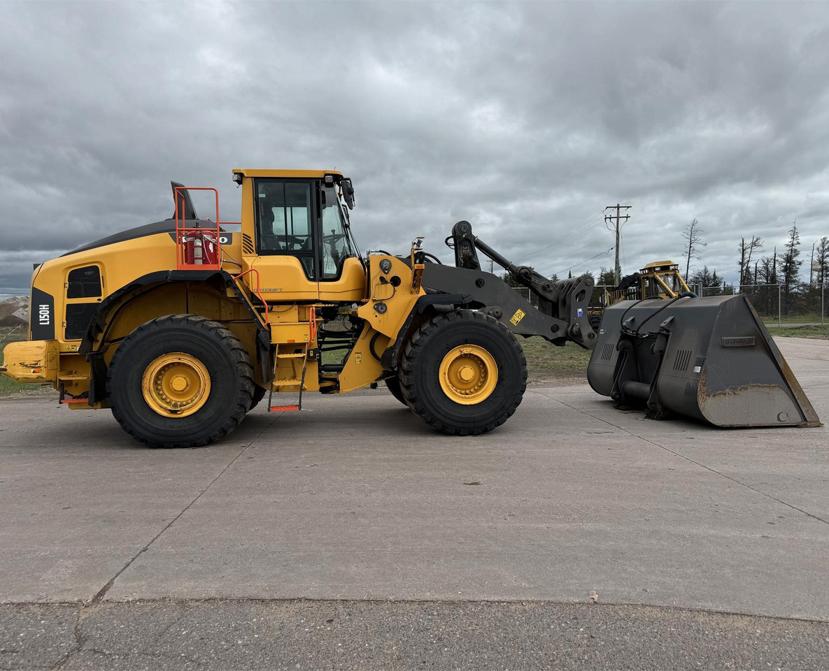 Volvo L150H - Wheel loader: picture 3 Volvo L150H - Wheel loader: picture 3