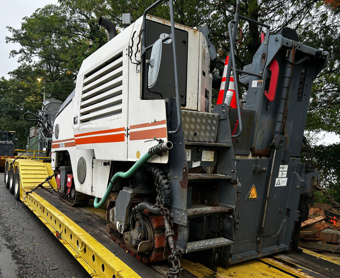 Wirtgen W 120 F - Cold planer: picture 3 Wirtgen W 120 F - Cold planer: picture 3