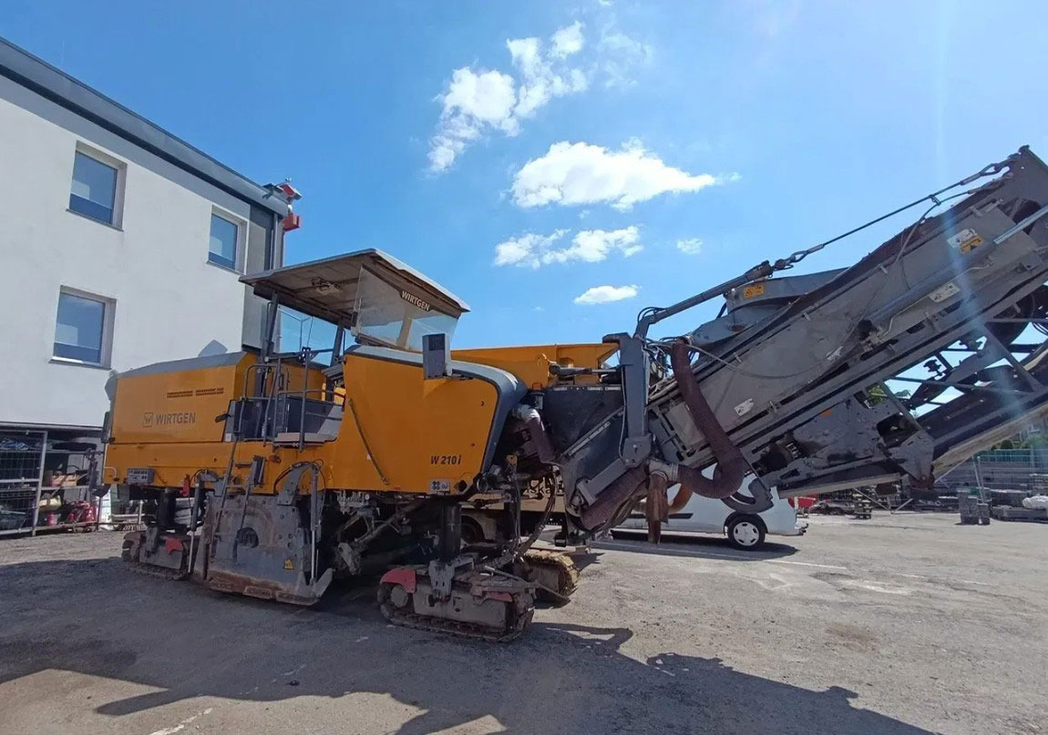 Wirtgen W 210 i - Cold planer: picture 1 Wirtgen W 210 i - Cold planer: picture 1