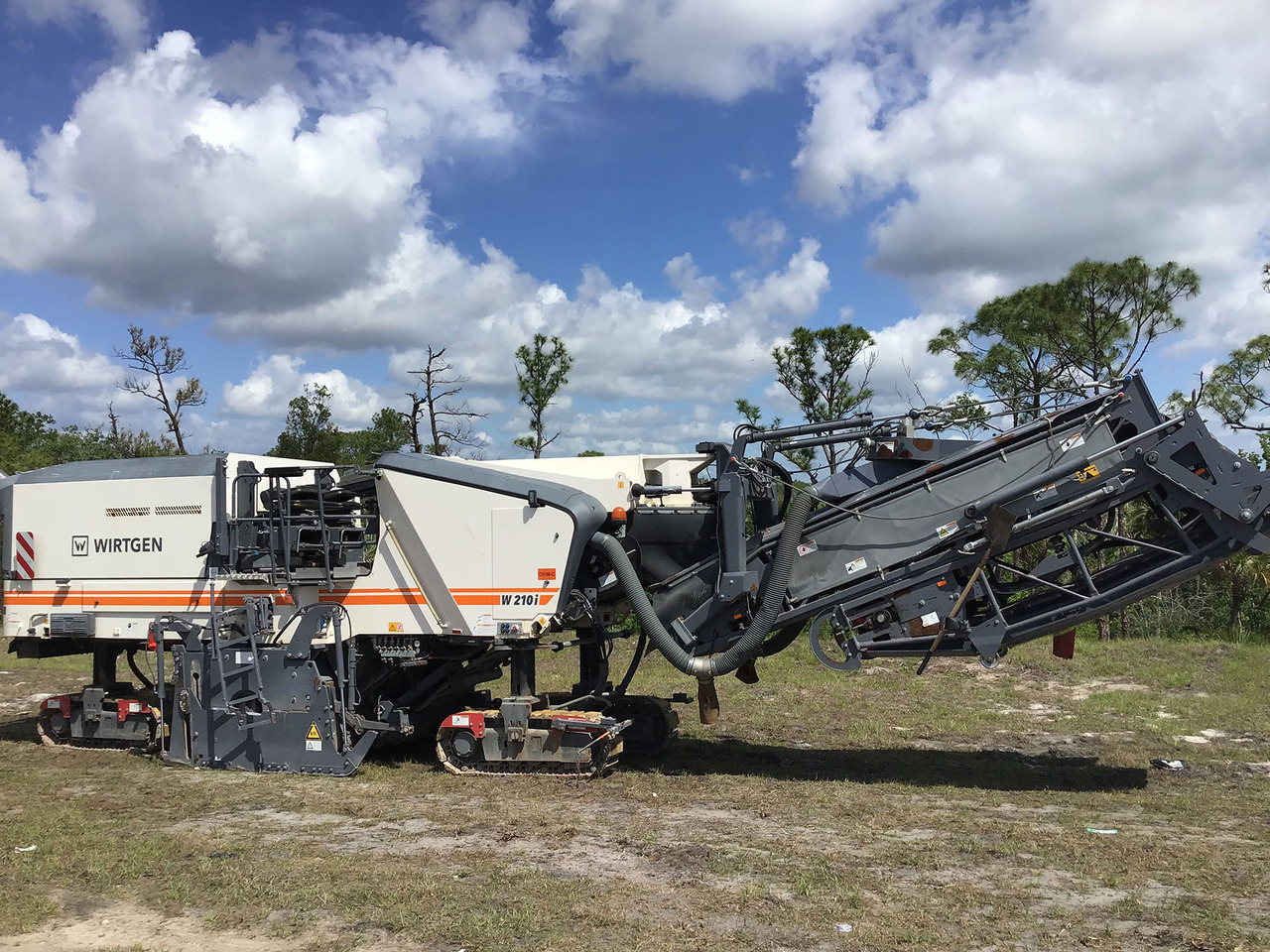 Wirtgen W 210 i - Cold planer: picture 1 Wirtgen W 210 i - Cold planer: picture 1