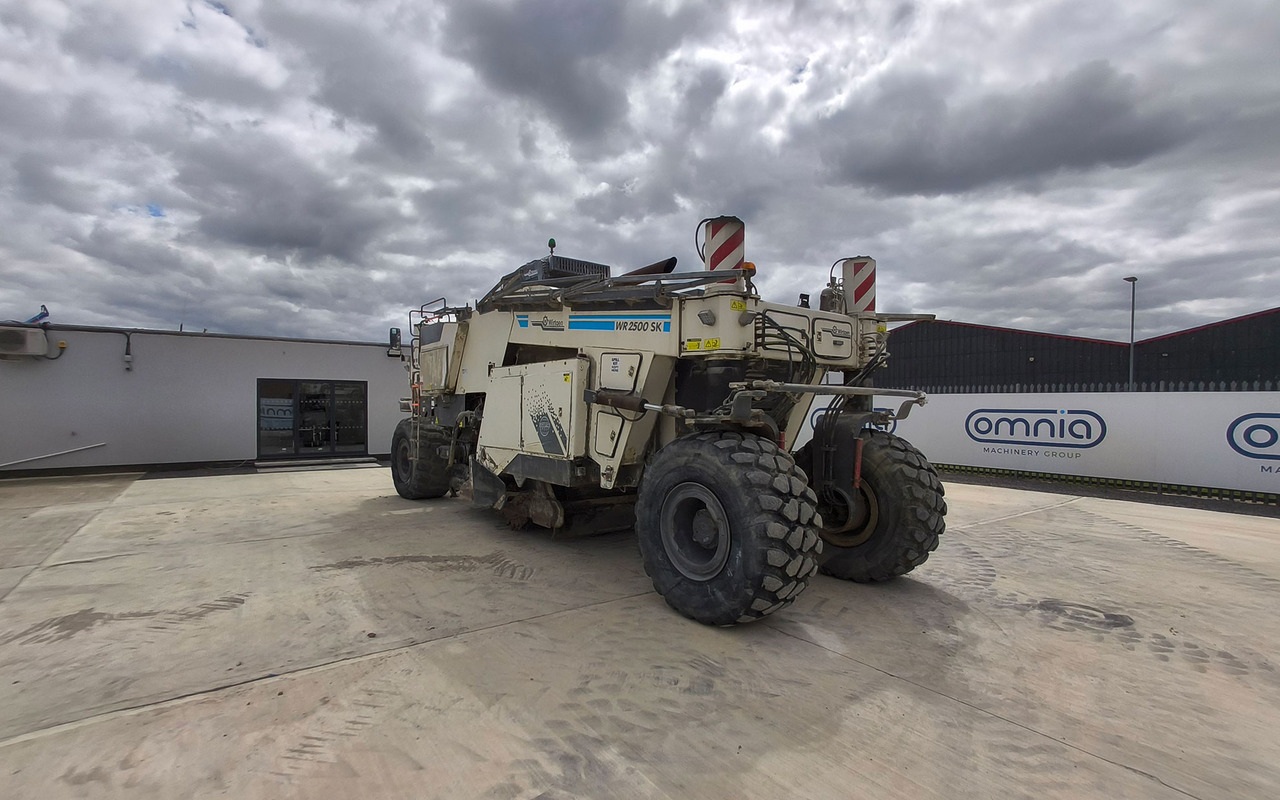 Wirtgen WR 2500 SK - Soil stabilizer: picture 5 Wirtgen WR 2500 SK - Soil stabilizer: picture 5