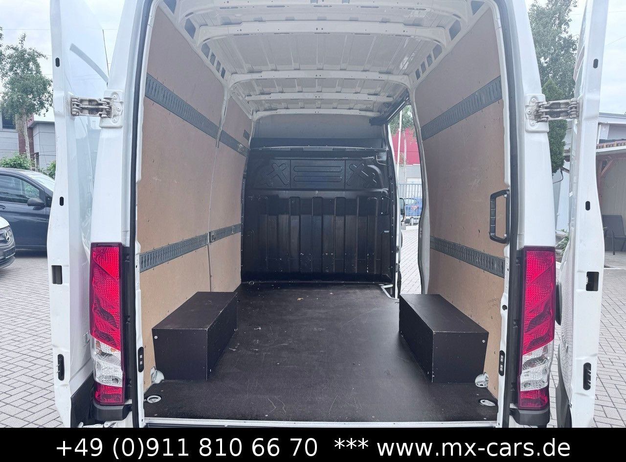 Panel van Iveco Daily 35S11 Kasten L2H2: picture 10
