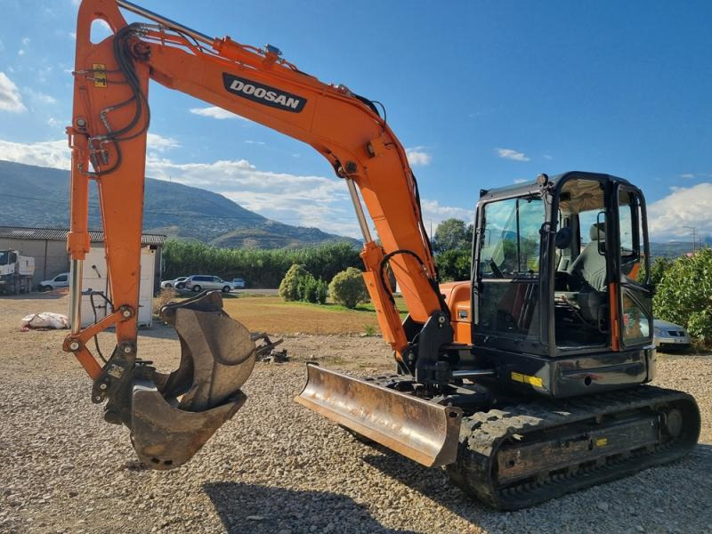 Doosan DX85 - Mini excavator: picture 3 Doosan DX85 - Mini excavator: picture 3
