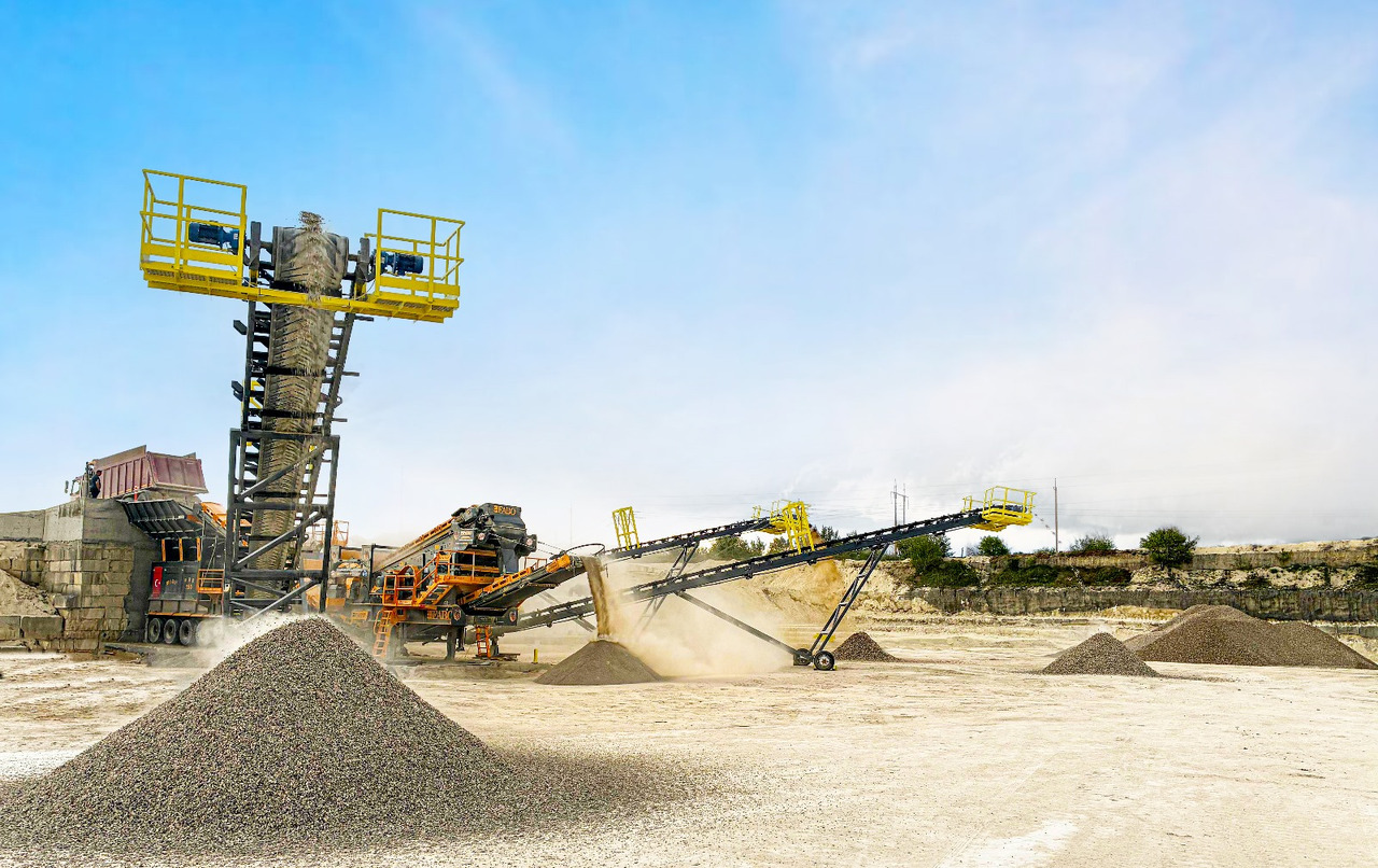 FABO Mobile crusher - Mobile crusher: picture 3 FABO Mobile crusher - Mobile crusher: picture 3