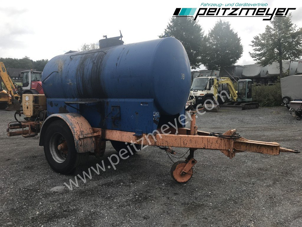BATHE 1 Achs Anhänger Bitum / Teerkocher ST 5 E - 4,8 m³ zGG 9,5 t. - Asphalt distributor: picture 4 BATHE 1 Achs Anhänger Bitum / Teerkocher ST 5 E - 4,8 m³ zGG 9,5 t. - Asphalt distributor: picture 4