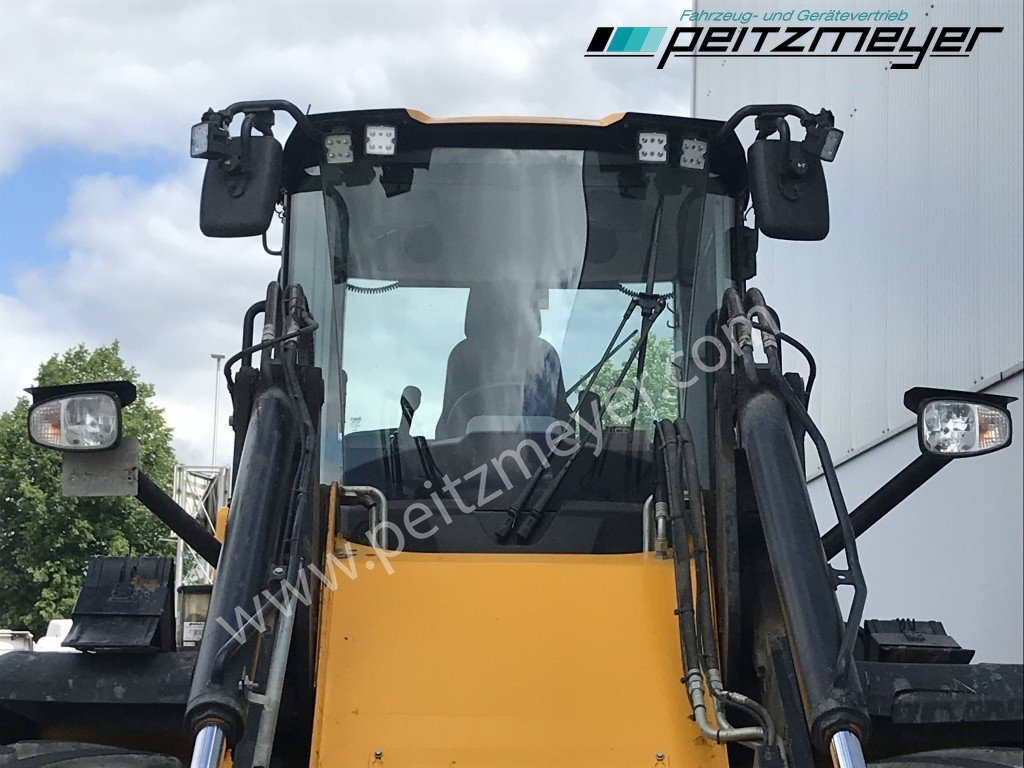 Wheel loader JCB RADLADER 435 S: picture 17