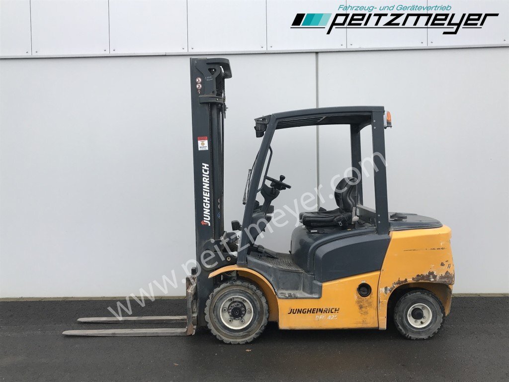 Diesel forklift JUNGHEINRICH Gabelstapler DFG 425: picture 7