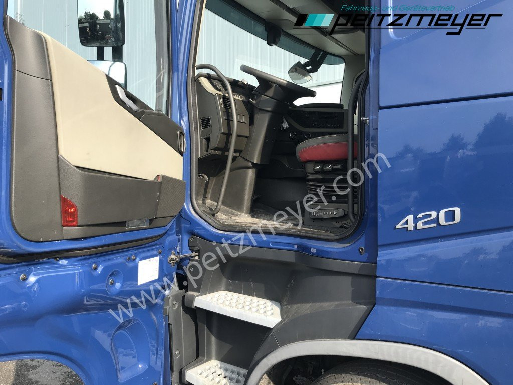 Tractor unit VOLVO FH 420 Lowliner Mega: picture 17