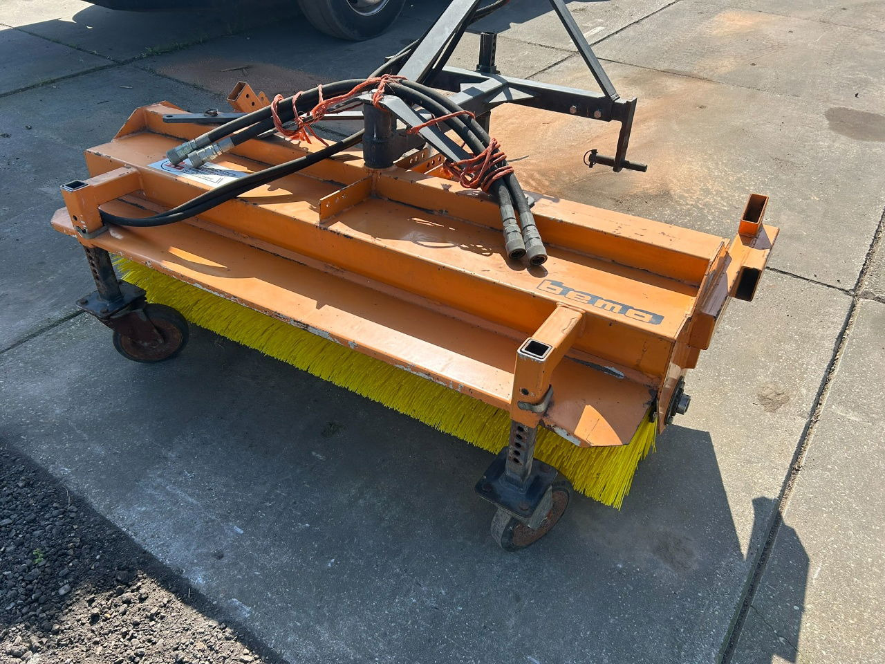 Boxer 1550 Schleppo veegmachine nieuwe borstel - Broom: picture 4 Boxer 1550 Schleppo veegmachine nieuwe borstel - Broom: picture 4