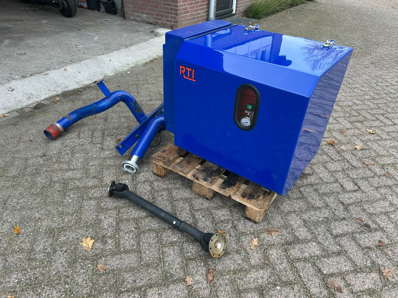 Ingersoll Rand CVS Siloking 1100 LS / Compressor / 2.5 bar / 2024 / RTI box - Heating/ Ventilation for Truck: picture 1 Ingersoll Rand CVS Siloking 1100 LS / Compressor / 2.5 bar / 2024 / RTI box - Heating/ Ventilation for Truck: picture 1