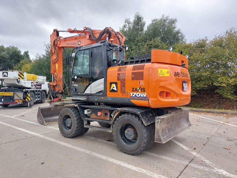 Hitachi ZX170W-6 (+ Rototilt R5) - Wheel excavator: picture 5 Hitachi ZX170W-6 (+ Rototilt R5) - Wheel excavator: picture 5