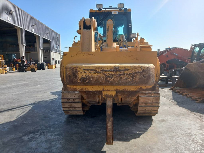 Komatsu D155A-6R (4 pcs available in Abu Dhabi) - Bulldozer: picture 5 Komatsu D155A-6R (4 pcs available in Abu Dhabi) - Bulldozer: picture 5