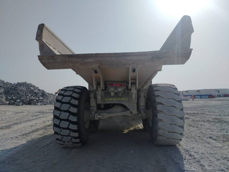 Komatsu HM400-3R (4 pieces available in Abu Dhabi) - Articulated dumper: picture 5 Komatsu HM400-3R (4 pieces available in Abu Dhabi) - Articulated dumper: picture 5