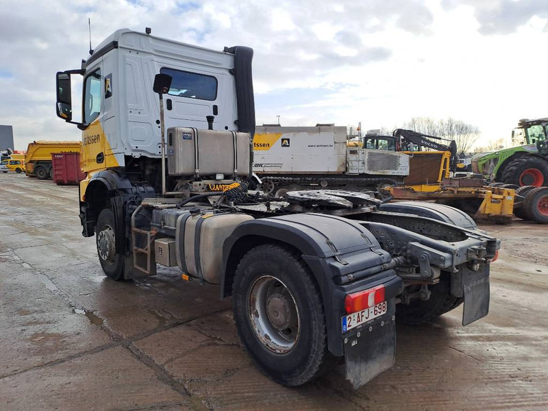 Mercedes-Benz Arocs 2045 - Tractor unit: picture 3 Mercedes-Benz Arocs 2045 - Tractor unit: picture 3