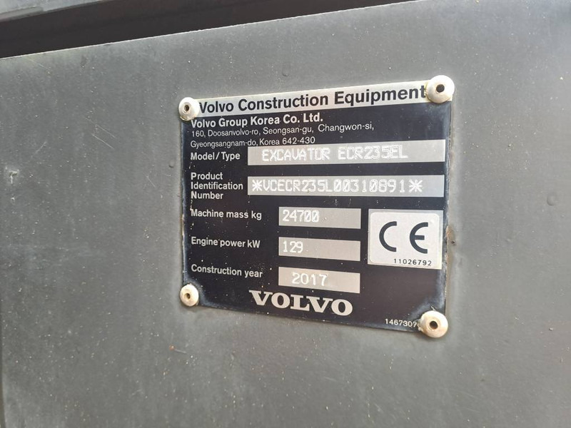 Crawler excavator Volvo ECR 235 E: picture 11