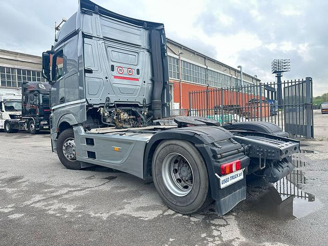 Mercedes-Benz Actros 1845 - Tractor unit: picture 3 Mercedes-Benz Actros 1845 - Tractor unit: picture 3