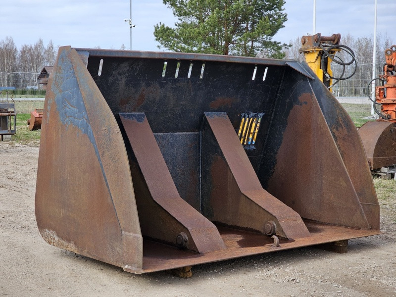 High Tip. RAUAKODA GRUPP. 5 cbm - Bucket for Wheel loader: picture 3 High Tip. RAUAKODA GRUPP. 5 cbm - Bucket for Wheel loader: picture 3