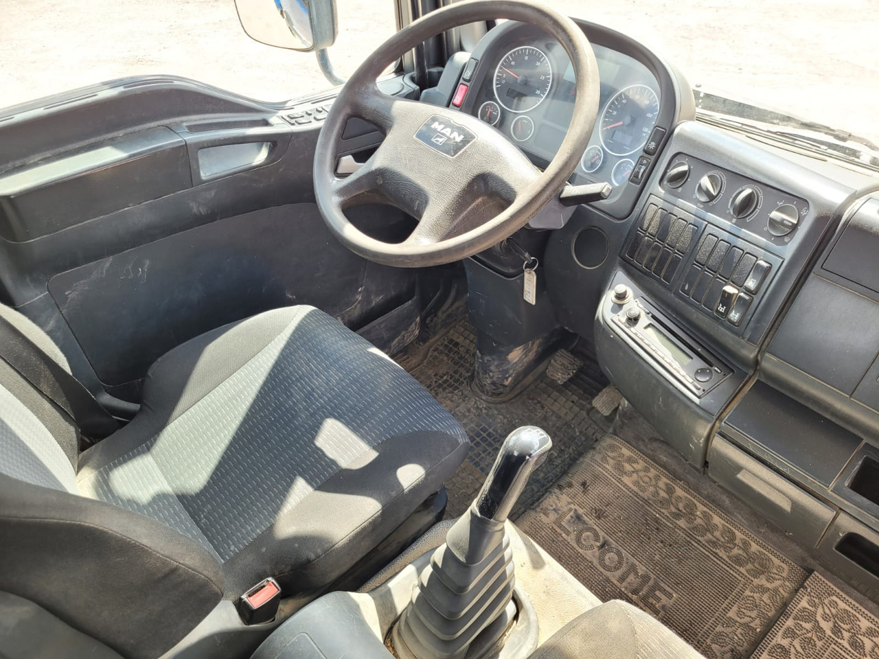 Tipper MAN TGL 8.180: picture 15