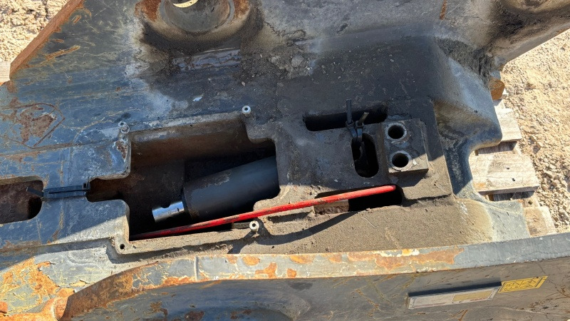 SMP NTP20 B27 S2 - Quick coupler for Excavator: picture 3 SMP NTP20 B27 S2 - Quick coupler for Excavator: picture 3