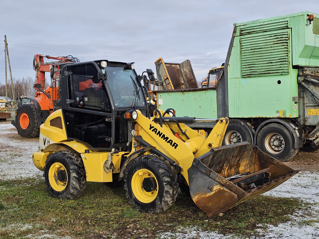 YANMAR V8, 744 hours! - Wheel loader: picture 2 YANMAR V8, 744 hours! - Wheel loader: picture 2