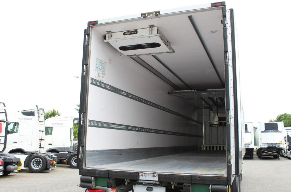 Refrigerator semi-trailer Lamberet TK SLXi Spectrum 2,65h Bi-Temp LBW FRC Aluboden: picture 15