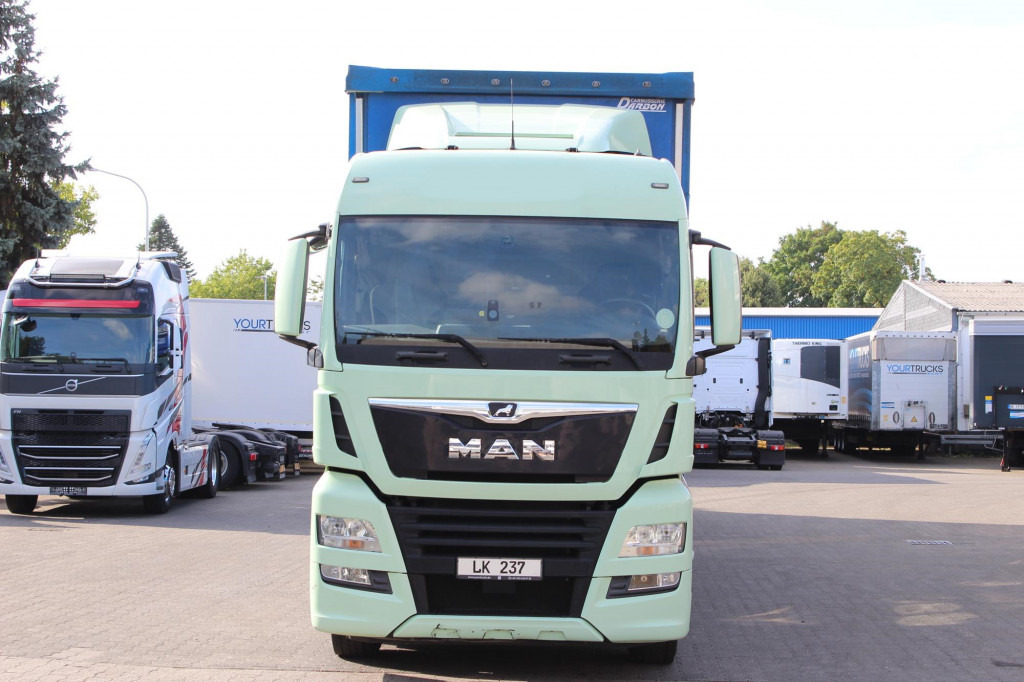 Curtainsider truck MAN TGX 26.460 Retarder Jumbo-Zug 120M3 Durchlade: picture 8
