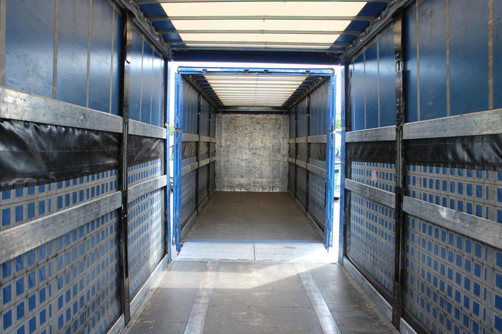 MAN TGX 26.460 Retarder Plane-Zug 120M3 Durchlade - Curtainsider truck: picture 2 MAN TGX 26.460 Retarder Plane-Zug 120M3 Durchlade - Curtainsider truck: picture 2