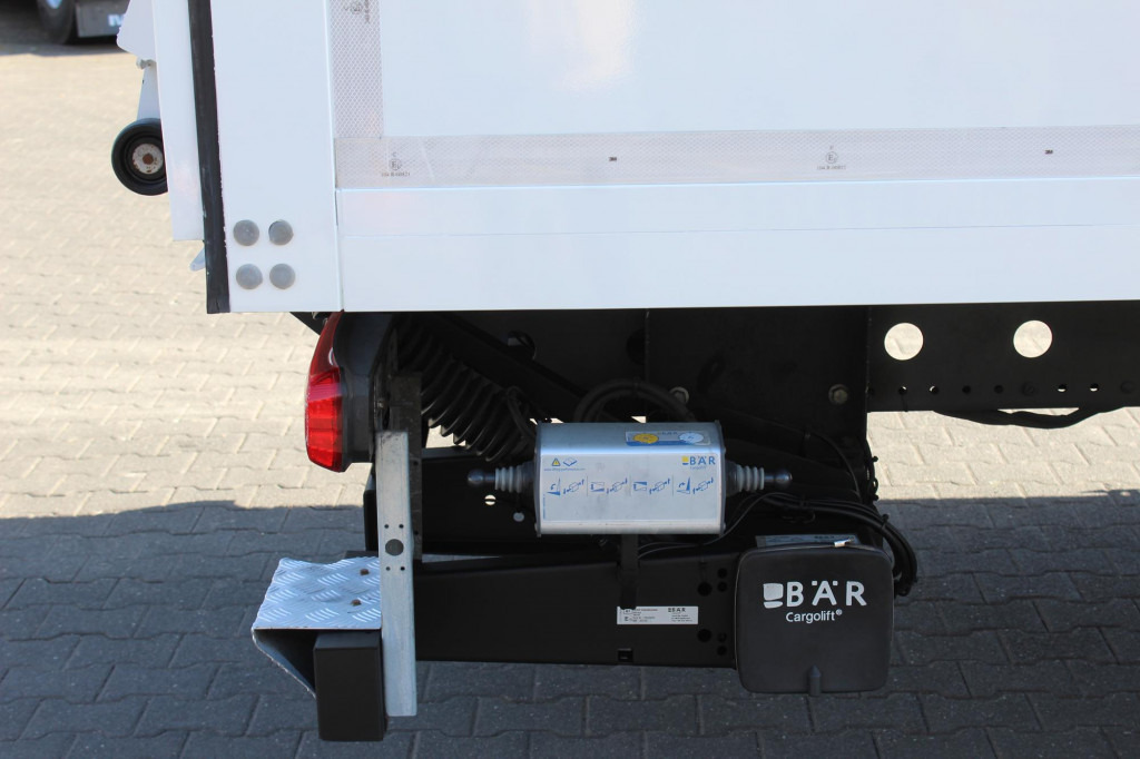 Mercedes-Benz Atego 1321 E6 Koffer Klima Kamera Schalter LBW - Box truck: picture 5 Mercedes-Benz Atego 1321 E6 Koffer Klima Kamera Schalter LBW - Box truck: picture 5