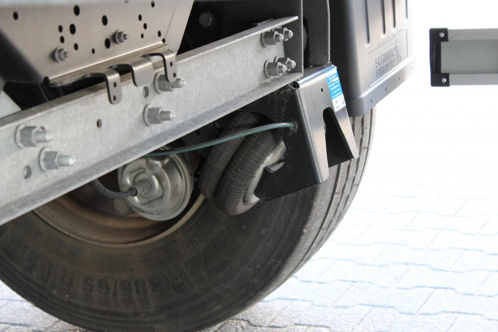 SCHMITZ Koffer 2,7h Doppelstock Liftachse Miete-Rent - Closed box semi-trailer: picture 5 SCHMITZ Koffer 2,7h Doppelstock Liftachse Miete-Rent - Closed box semi-trailer: picture 5