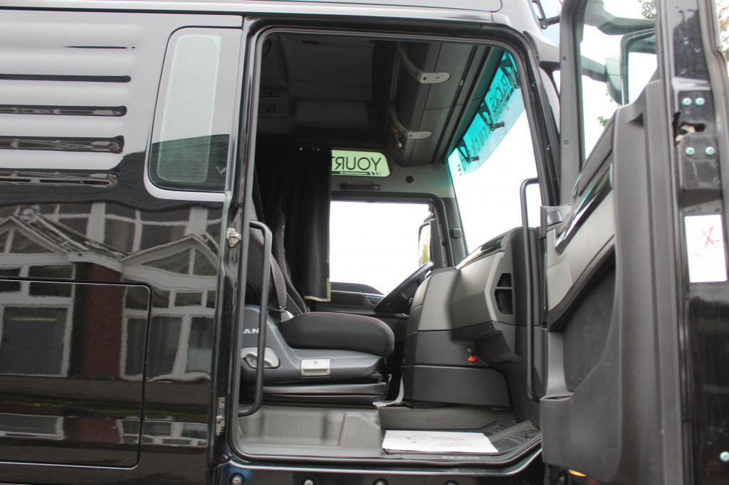 MAN TGX 520 D38 XXL Retarder Standklima Navi - Tractor unit: picture 2 MAN TGX 520 D38 XXL Retarder Standklima Navi - Tractor unit: picture 2