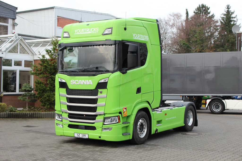Scania S 500 Retarder Kühlbox Alufelgen Navi Vollspoiler - Tractor unit: picture 1 Scania S 500 Retarder Kühlbox Alufelgen Navi Vollspoiler - Tractor unit: picture 1