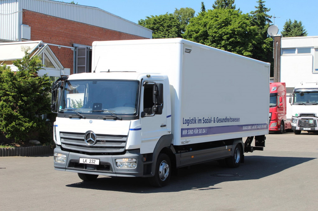 Mercedes-Benz Atego 1221 E6 Koffer Klima LDW Schalter LBW - Truck: picture 1 Mercedes-Benz Atego 1221 E6 Koffer Klima LDW Schalter LBW - Truck: picture 1