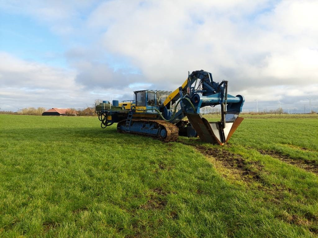 Inter-Drain 2050GP plow - Soil tillage equipment: picture 2 Inter-Drain 2050GP plow - Soil tillage equipment: picture 2